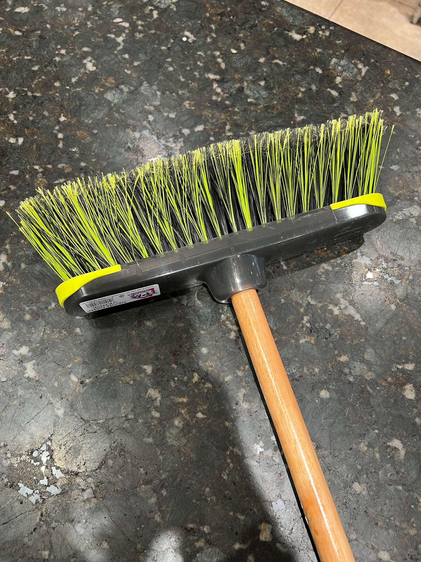 IPM - Italian Broom Green -  With Wood Stick