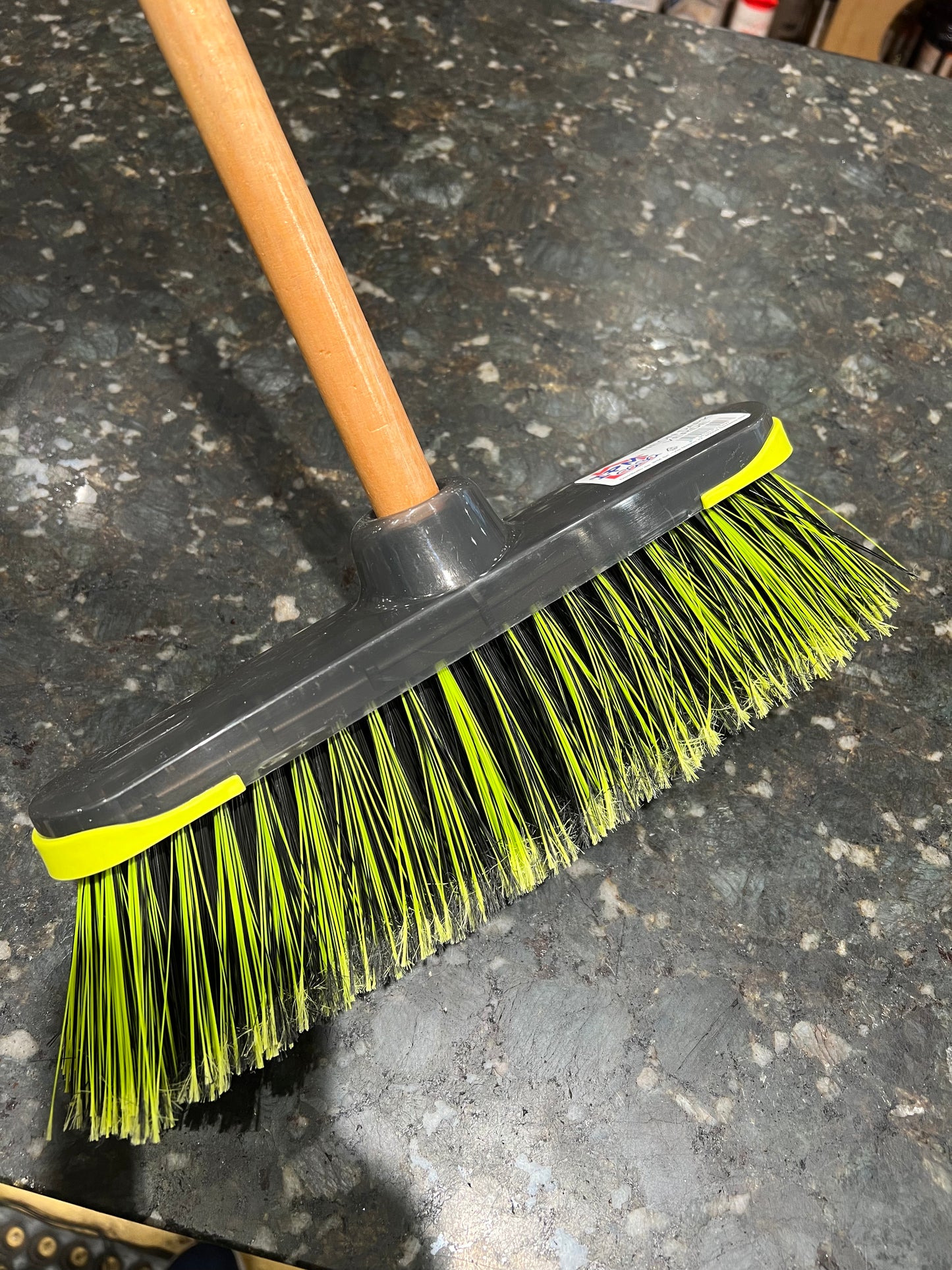 IPM - Italian Broom Green -  With Wood Stick