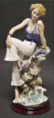 Sabrina 110C Giuseppe Armani Figurine - 110C