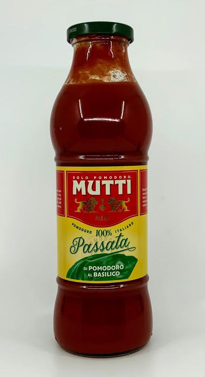 Mutti - Tomato Puree with Basil (passata) - 700g (24.7 oz)