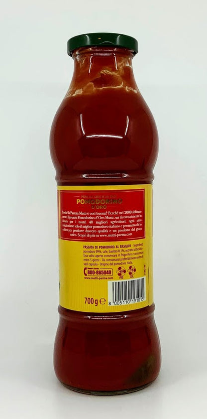 Mutti - Tomato Puree with Basil (passata) - 700g (24.7 oz)