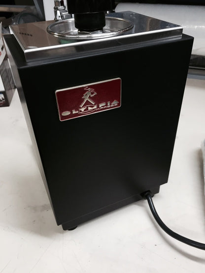 SOLD --- 1990 Cremina Refurb with new style group head, new portafilter, and new drip tray.