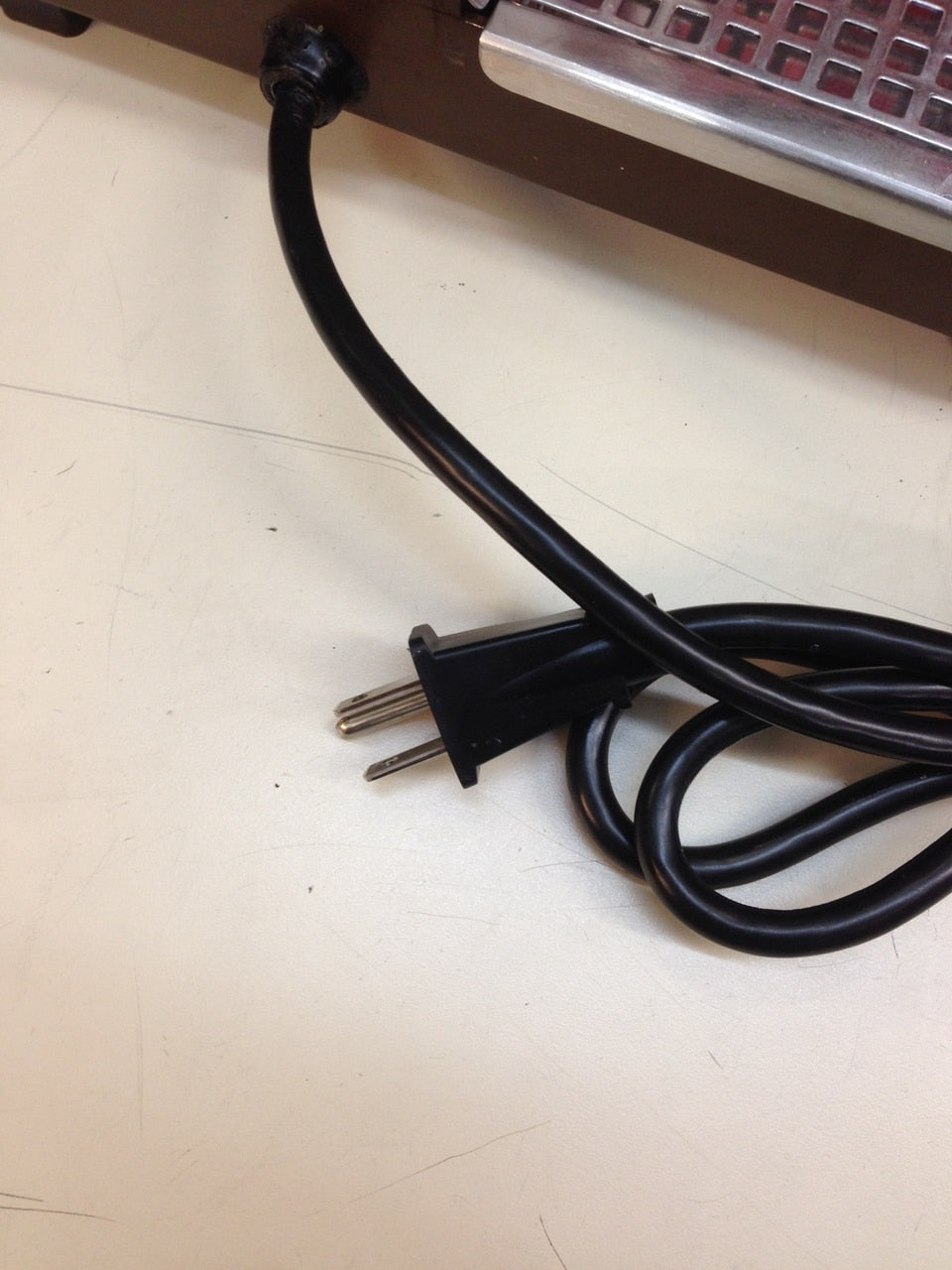 SOLD -- Used Olympia Cremina 1979 -- Refurbished - 120 volt Brown