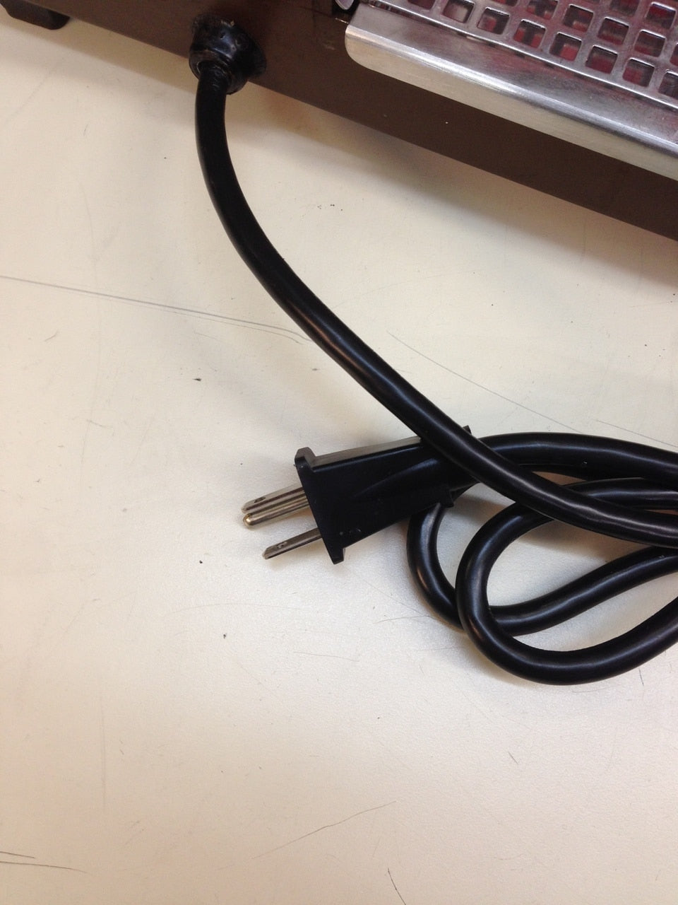 SOLD -- Used Olympia Cremina 1979 -- Refurbished - 120 volt Brown