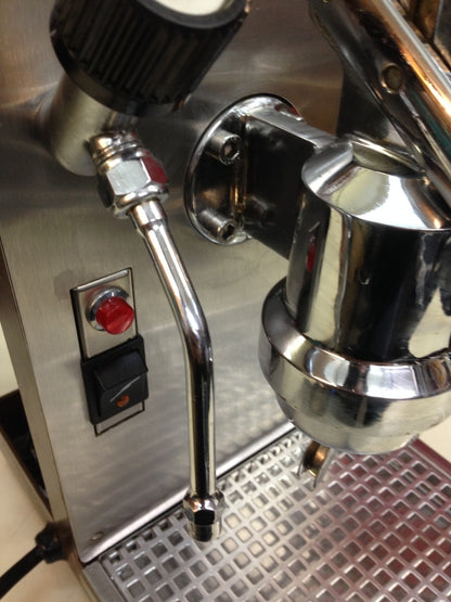 SOLD -- Used Olympia Cremina 1979 -- Refurbished - 120 volt Brown