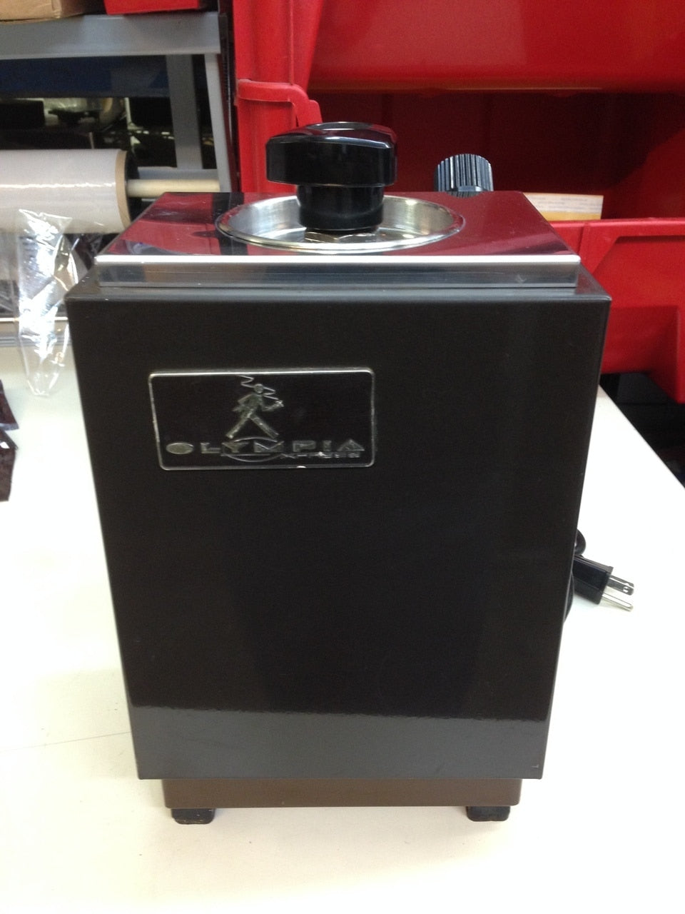 SOLD -- Used Olympia Cremina 1979 -- Refurbished - 120 volt Brown