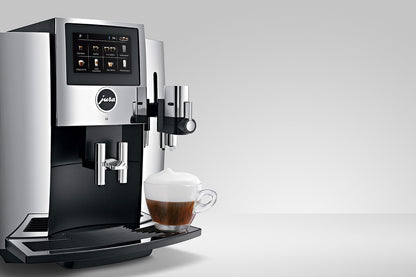 Jura S8 Automatic Coffee Machine (15212) Chrome